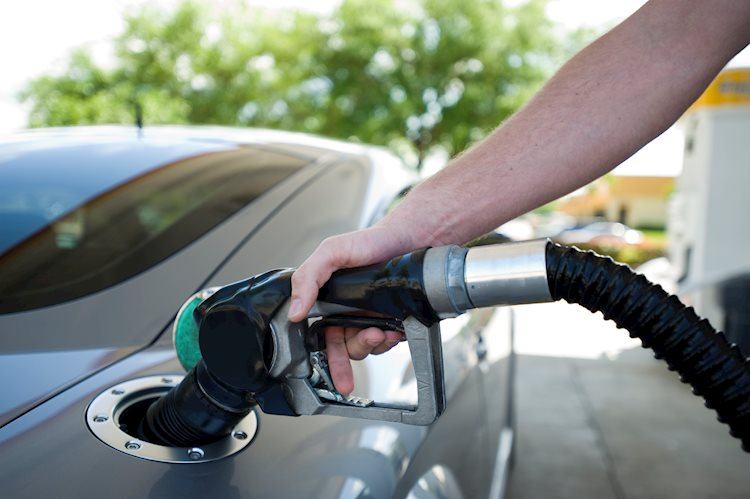 WTI 在 74.00 美元附近稍作喘息，美国成立特遣部队保卫红海